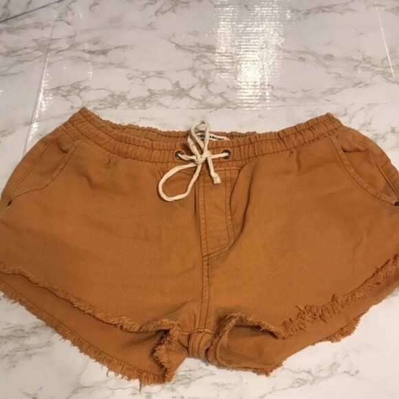 Billabong Cutoff Shorts Raw Hem Drawstring Waist size medium - Picture 6 of 9